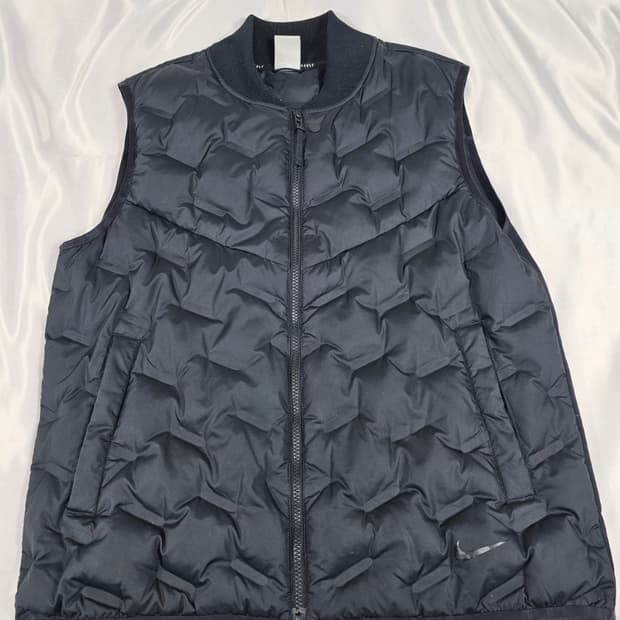 나이키써마핏리펠베스트