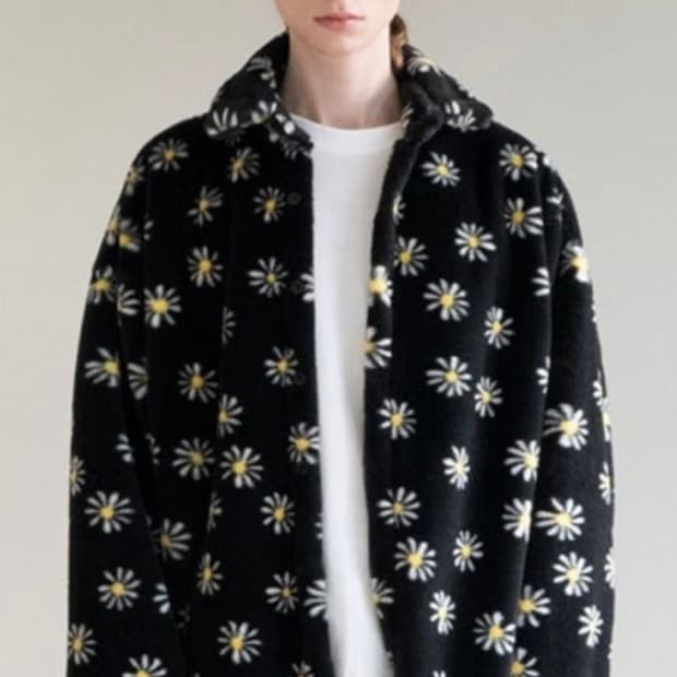 아케시 데이지 퍼 셔츠