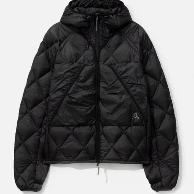 로아 라이트다운 자켓 블랙