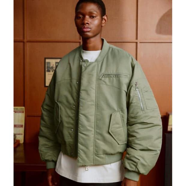 디써티원 패디드 봄버자켓 2사이즈