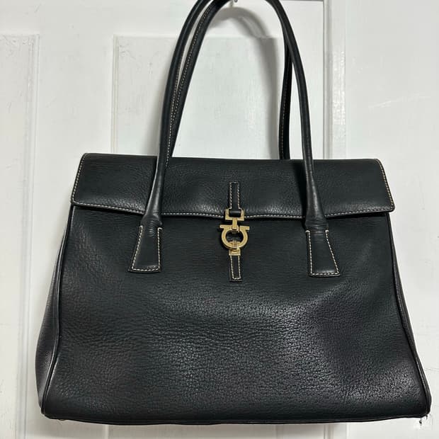 살바토레 페라가모 간치니 숄더백