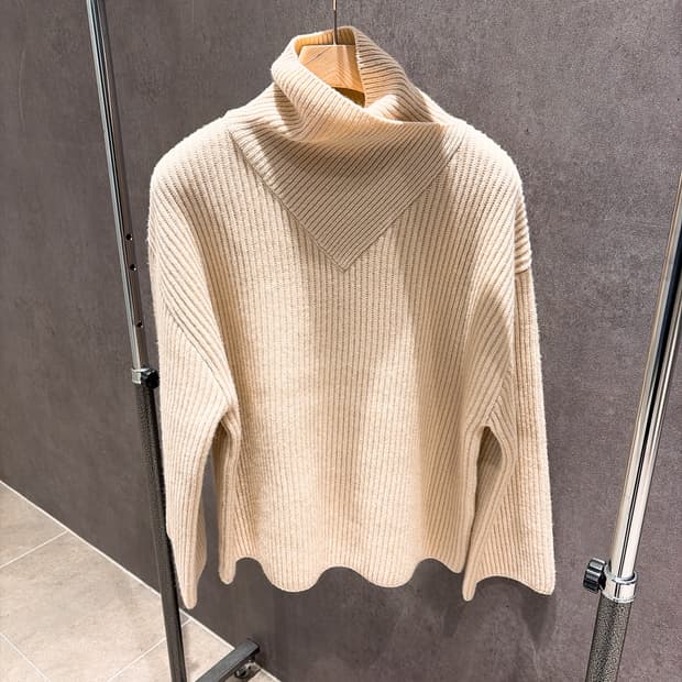 (정품/새상품) 토템 여성 랩 넥 울 니트