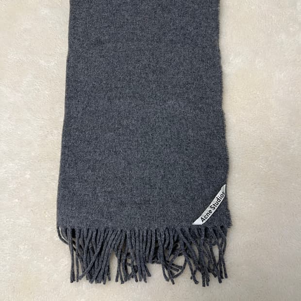 아크네스튜디오 울 머플러 (백화점 구매)