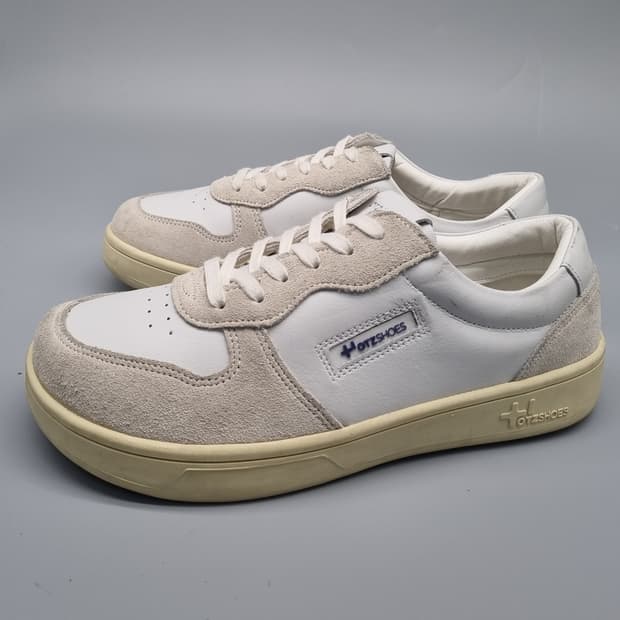 오찌 빈티지코트 스니커즈270