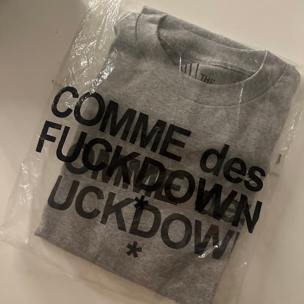 꼼데퍽다운 반팔티 M