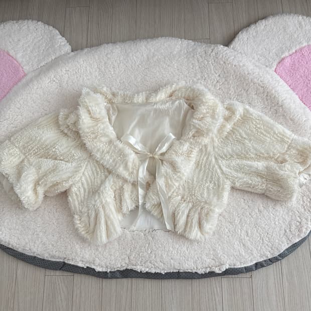 히메갸루 라떼갸루 아이보리 퍼 볼레로 가디건