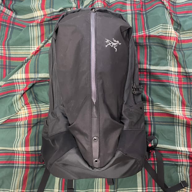 아크테릭스 아로22 백팩