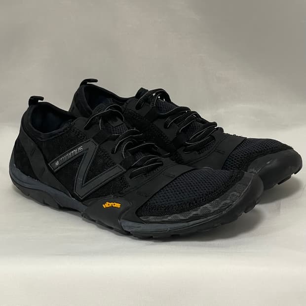(265) 뉴발란스 미니머스 MT10 V1 블랙