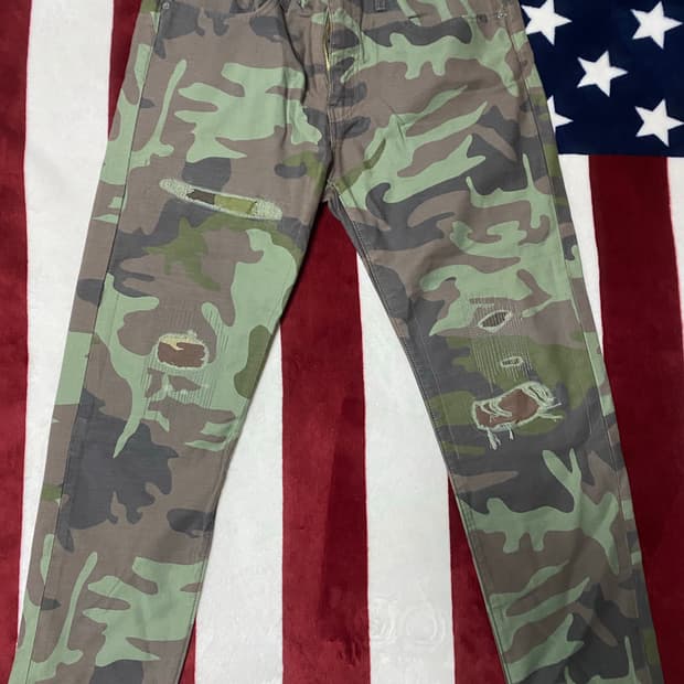 리바이스 프리미엄 카모 팬츠