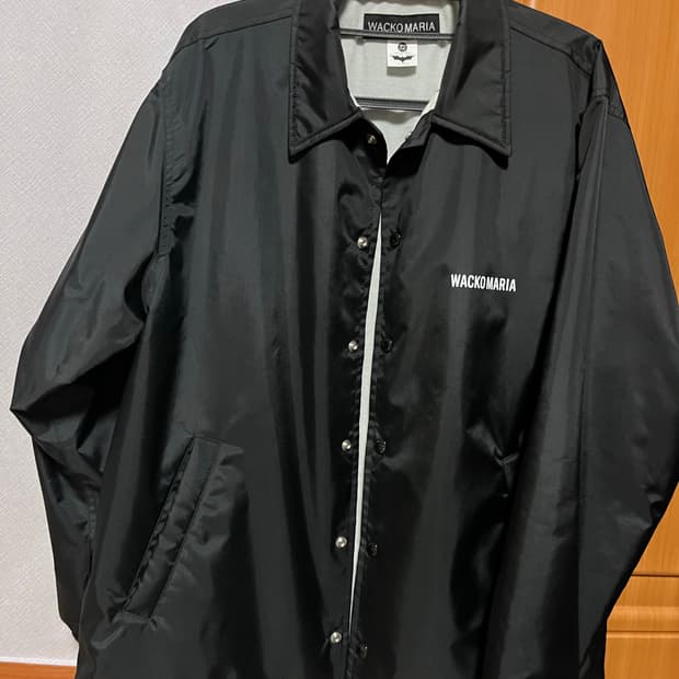 와코마리아 다크나이트 트릴로지 코치자켓 블랙