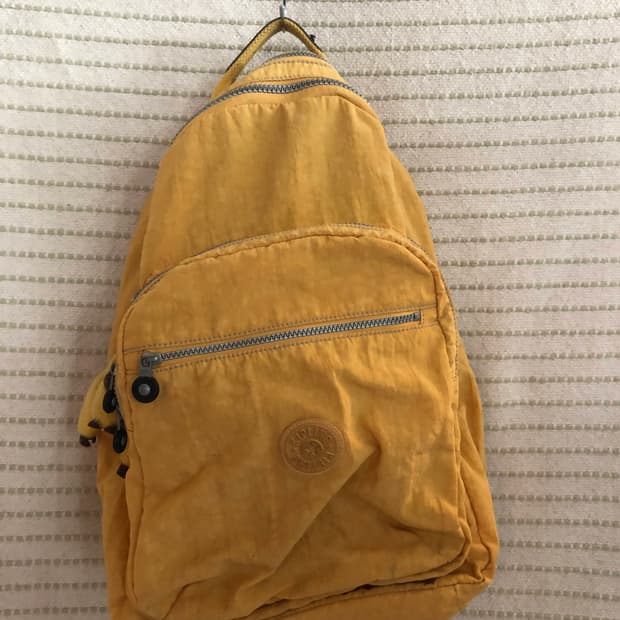 키플링 Y2K 나일론 옐로우 백팩 노트북 가방