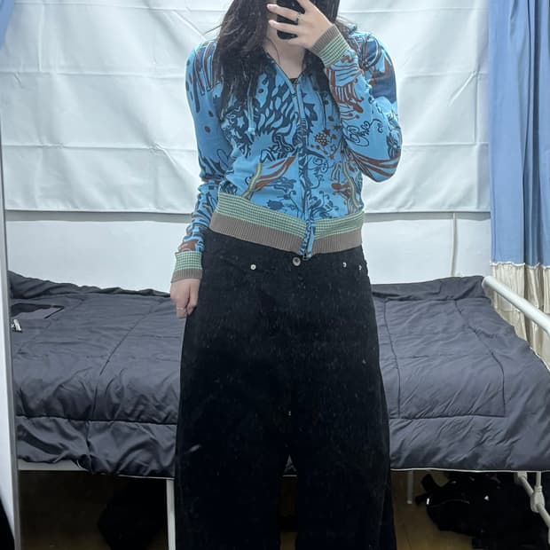 오일릴리 패턴 후드집업