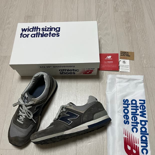 뉴발란스 576 30주년 275