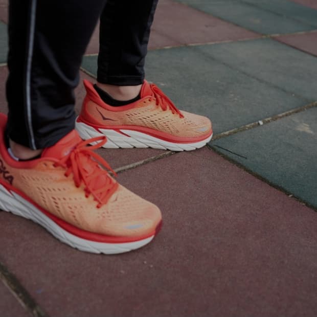 정품 호카오네오네 클리프톤 8