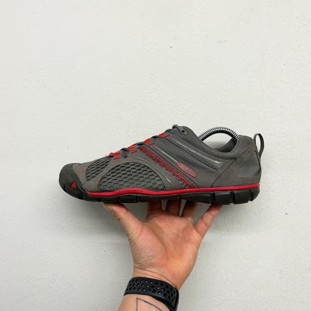 킨 KEEN 경량 운동화 270