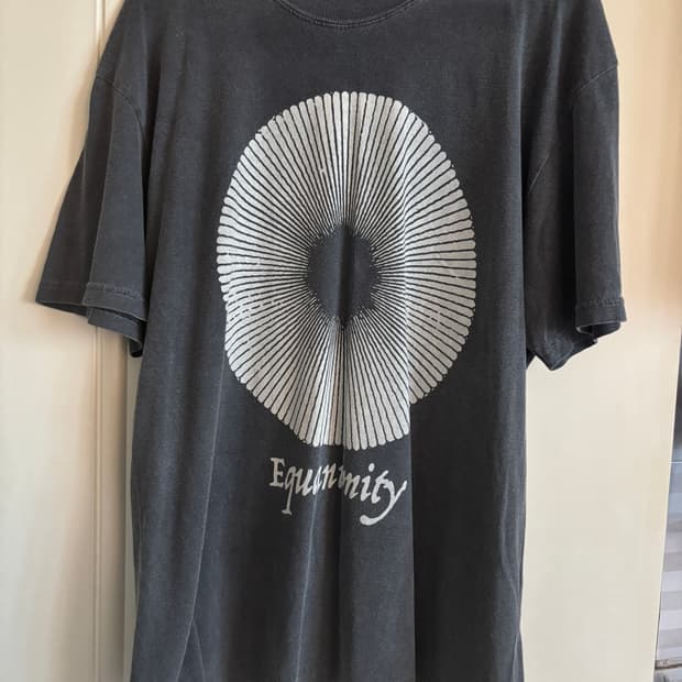  worn path 페이드 티셔츠 