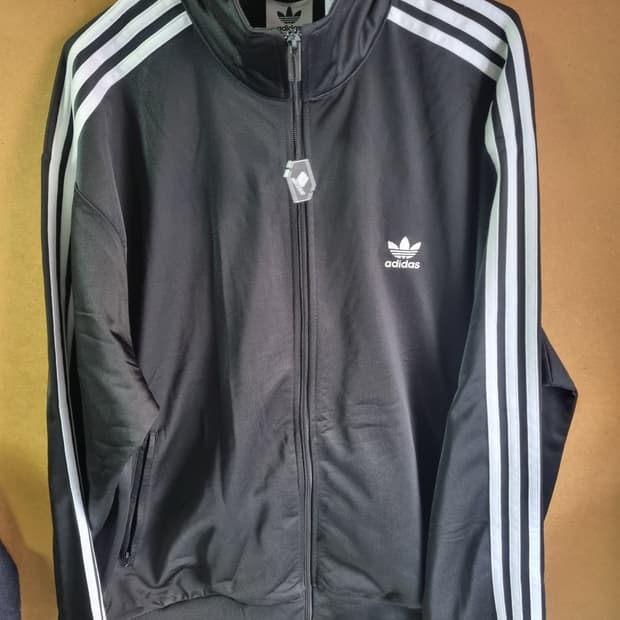 아디다스 검 흰 져지 새상품 