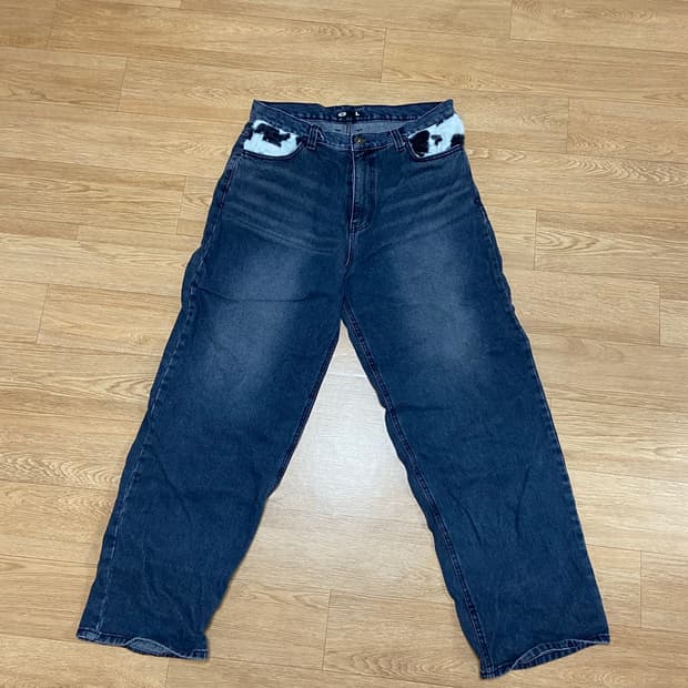 이알티알 Cow Star Denim Pants Blue
