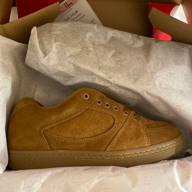 es accel og 보드화 브라운 검