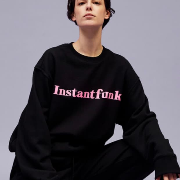 [온앤오프 이션 착용]인스턴트펑크 블랙 맨투맨