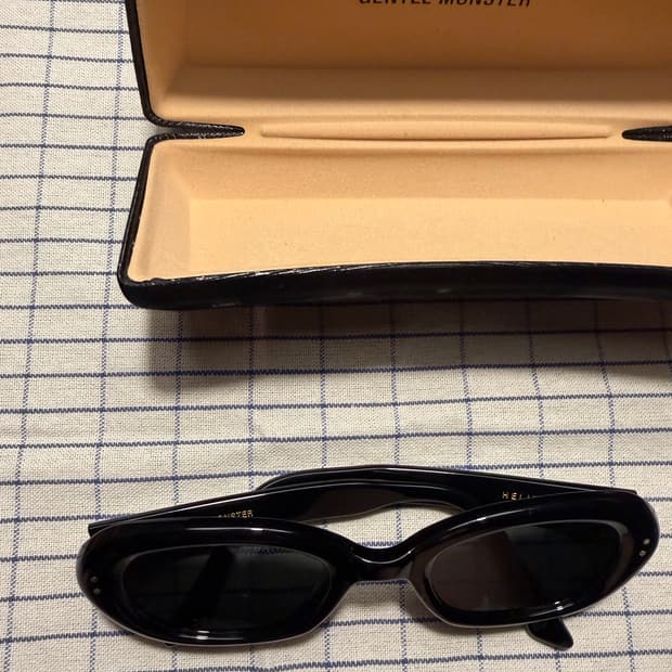 젠틀몬스터 헬릭스 