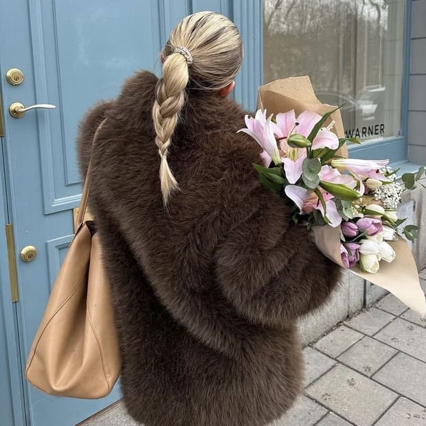 망고 브라운 퍼 자켓