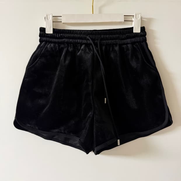 새상품 여자 벨벳 반바지