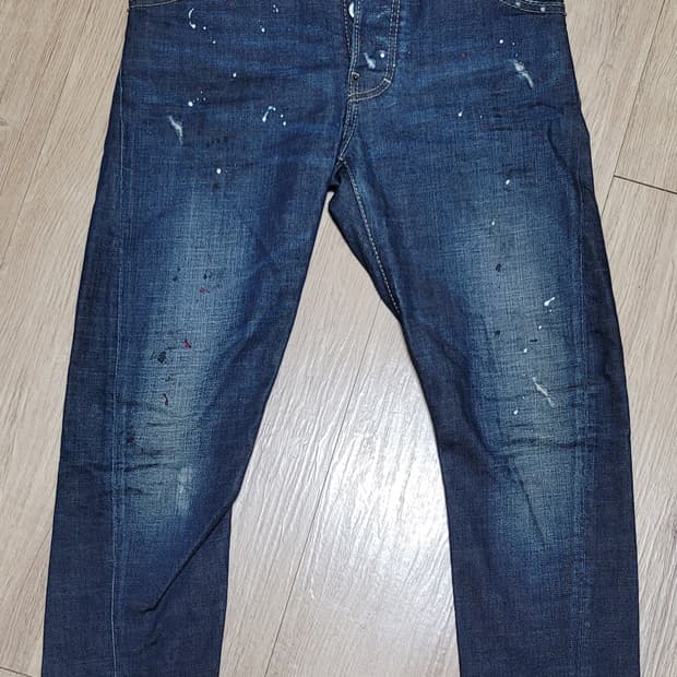 디스퀘어드2 올드패치 케니 트위스트 배기 데님 EU 44