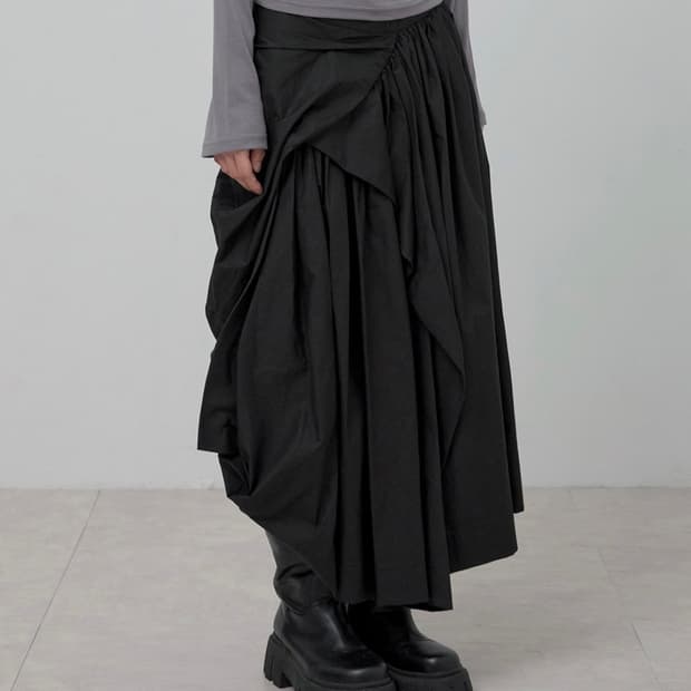 플레어업 Asymmetrical Draped Layered Long Sk