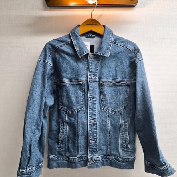 4/100) 안다르 데님자켓 팝니다