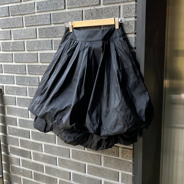 Rene 르네 더블 벌룬 스커트 블랙