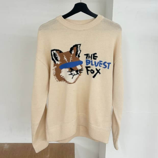 아더에러 x 메종 키츠네 블루 폭스 울 니트