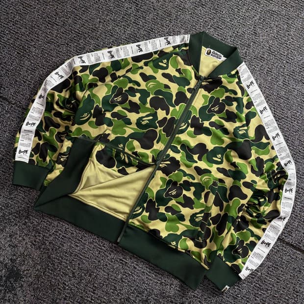 베이프 사루 ABC 카모플라쥬 트랙탑 자켓 2922