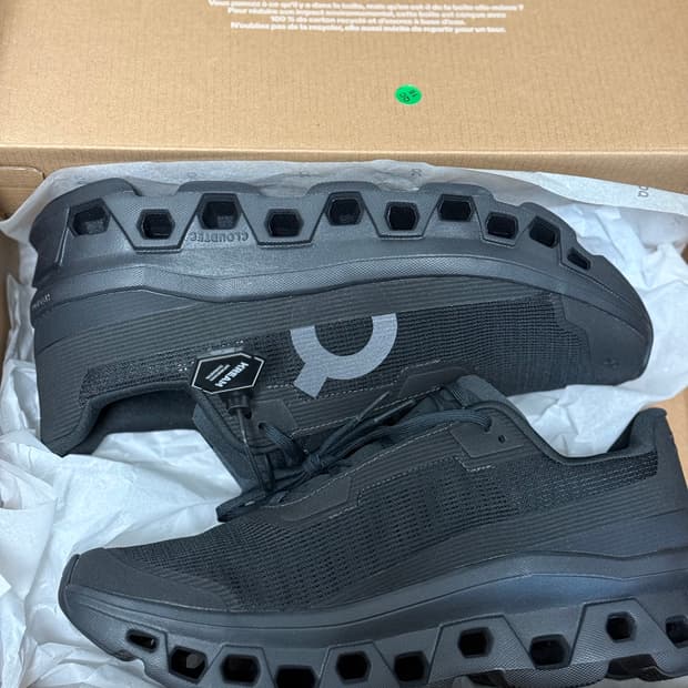 온 러닝 클라우드몬스터 보이드(구형) EU43