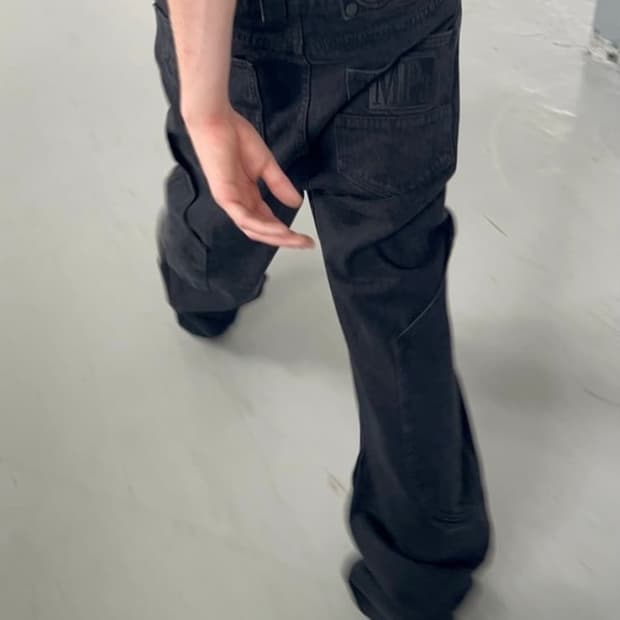 플라스틱 프로덕트 calf pocket pants black