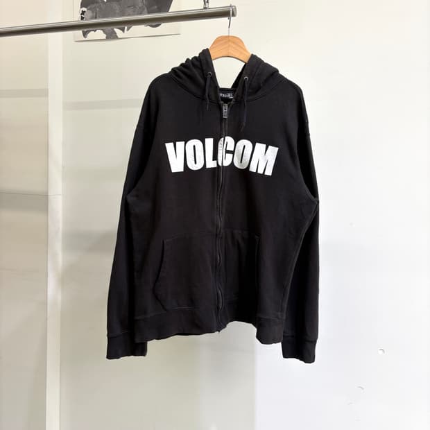 VOLCOM  후드집업