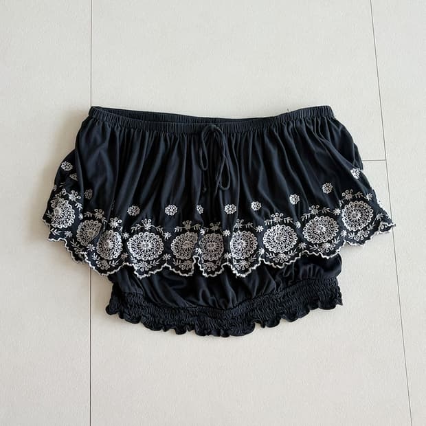 floral embroidery tube top