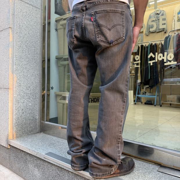Levi’s 559 (32X34)