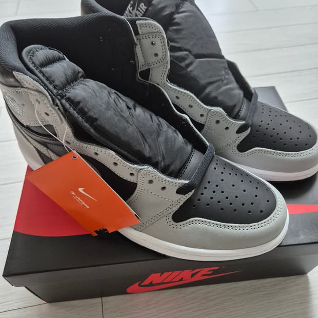 나이키 조던1 레트로 하이 OG 쉐도우2.0 미시착 270사이즈 팝니다
