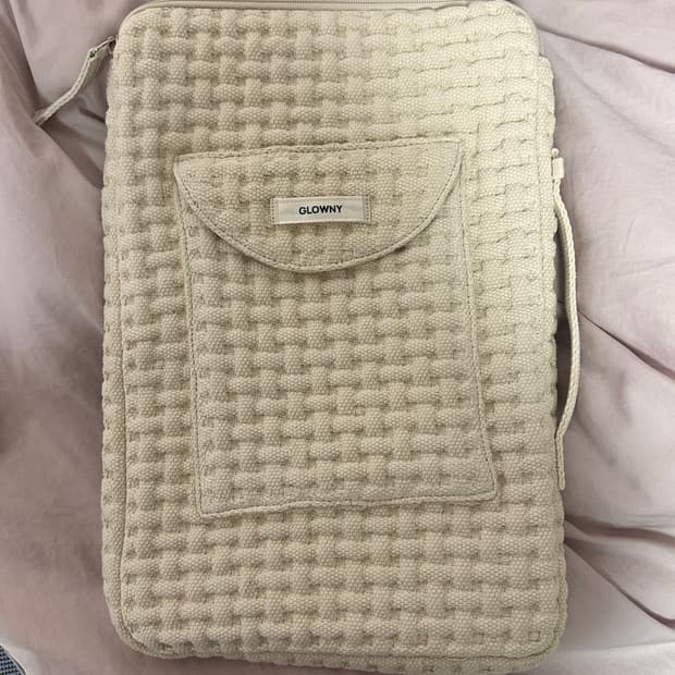 글로니 DREAMY COTTON TILE LAPTOP POUCH 