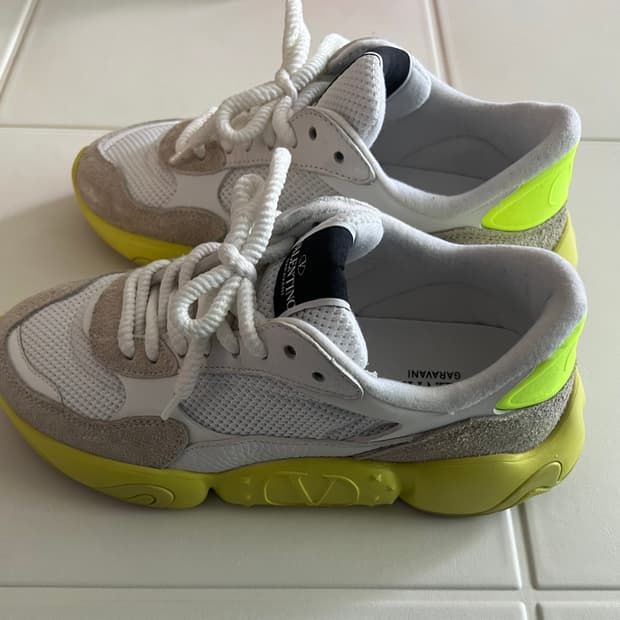 발렌티노 버블백 스니커즈 