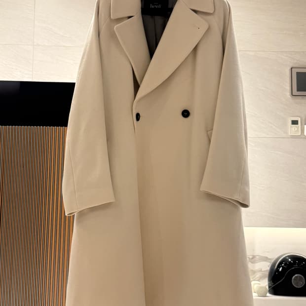 헤보 화이트 롱코트