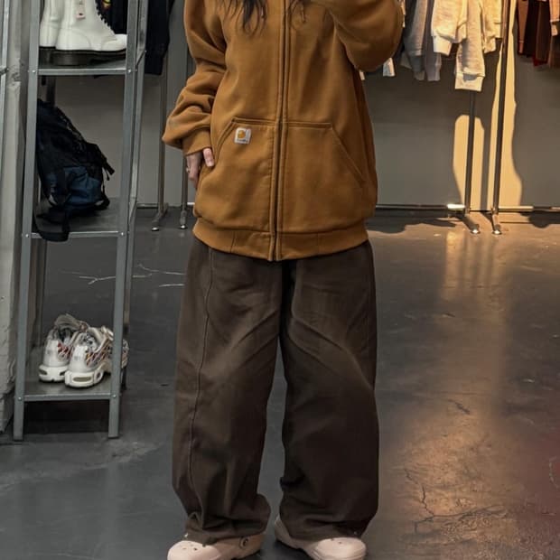 칼하트 브라운 포켓로고 후드집업 A3121