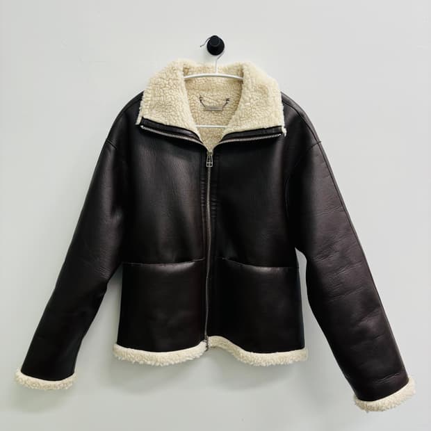 MONGDOL 몽돌 양털 무스탕 자켓