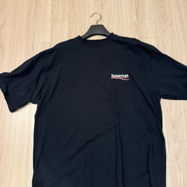 [XL] 발렌시아가 웨이브로고 블랙반팔 디스버전 국내매장판