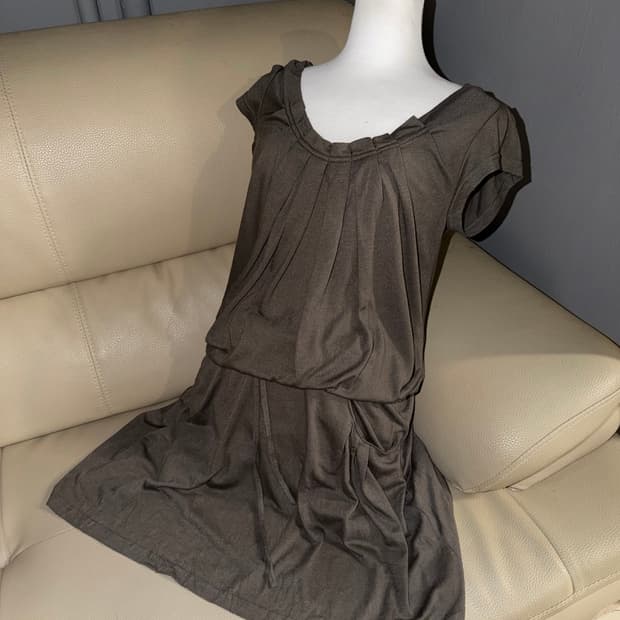 pleats detail pocket mini dress