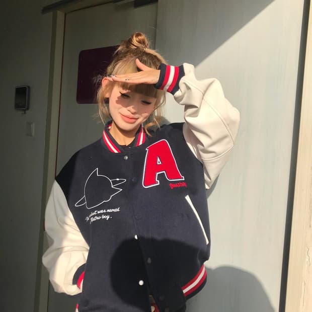 아톰 바시티 자켓 (2color)