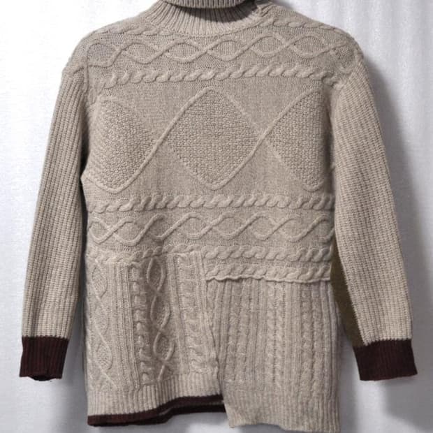 써스데이아일랜/여성목폴라니트티(사이즈77)