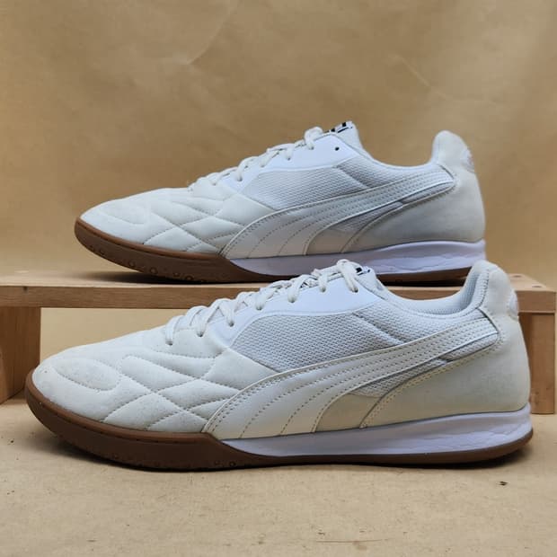 푸마 킹탑 실내용 축구화 300