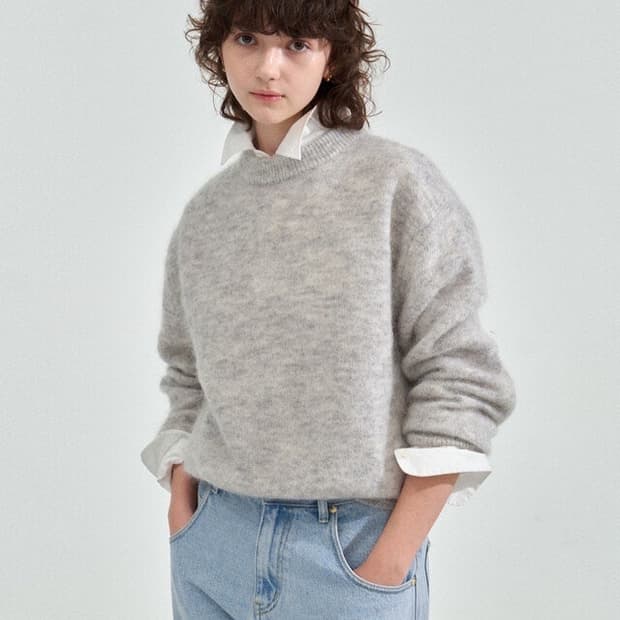 더바넷 the barnet pluffy mohair knit 아이보리